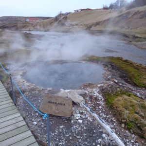 http://www.thinkgeoenergy.com/wp-content/uploads/2018/01/Fludir_hotsprings_Iceland-300x300.jpg