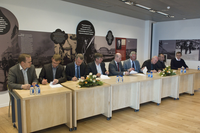 Eight Icelandic firms join in cooperation agreement with Mitsubish Heavy Industries