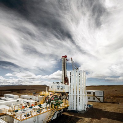 Islandsbanki mandated for sale of up to 100% shares in Iceland Drilling