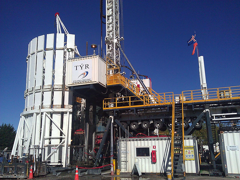 Video: Geothermal Rig installation by Iceland Drilling