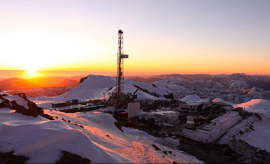 Drilling rig at Tolhuaca, Chile (source: GeoGlobal)