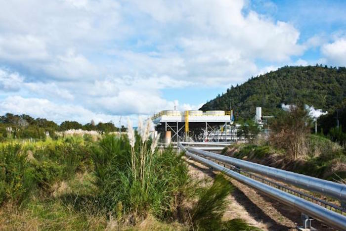 Paper production with geothermal energy in New Zealand