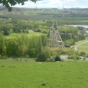 https://www.thinkgeoenergy.com/wp-content/uploads/2016/05/Old_coalmine_Scotland-300x300.jpg