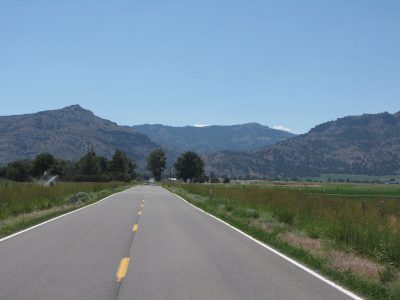 New small-scale low-temperature geothermal plant installed at Surprise Valley Hot Spring, California