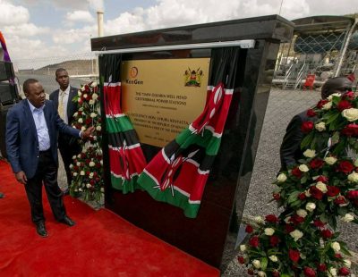President of Kenya, Uhuru Kenyatta launching GEG plants at Olkaria, Kenya (source: GEG/ Steve Waithaka Waii)