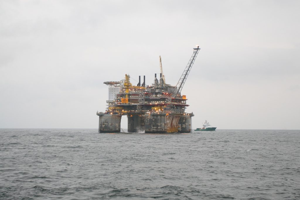 Utilising North Sea oil platforms for geothermal power generation?