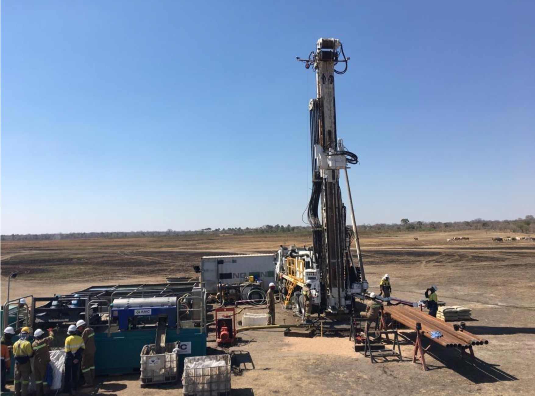 Drilling rig on project site at Bweengwa River, Zambia (source: Kalahari GeoEnergy)