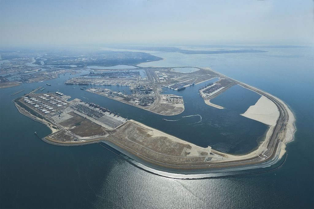 Exploring the option of geothermal for Port of Rotterdam, Netherlands
