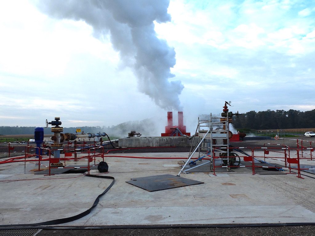 Geothermal energy use for heat at Rittershoffen with a fraction of emissions from natural gas