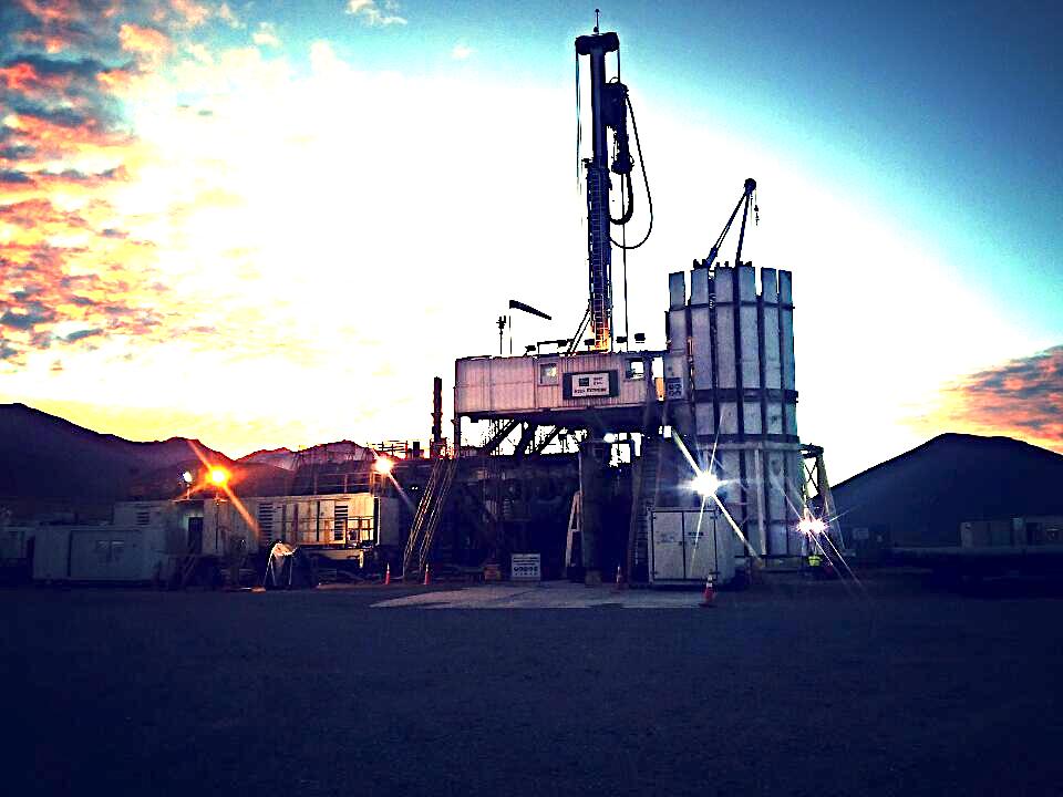 Petrevén drilling rig on site of the Cerro Pabellón project, Chile (source: Petrevén)