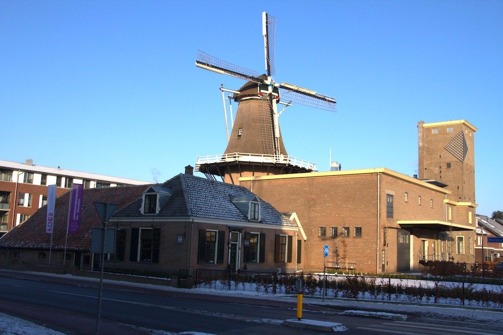 Windmill Concordia in Ede, Netherlands (source: flickr/ Dennis van Zuijlekom, creative commons)