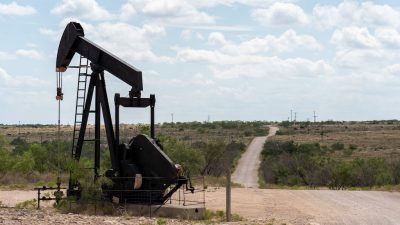 Call to repurpose abandoned oil wells in U.S. for geothermal