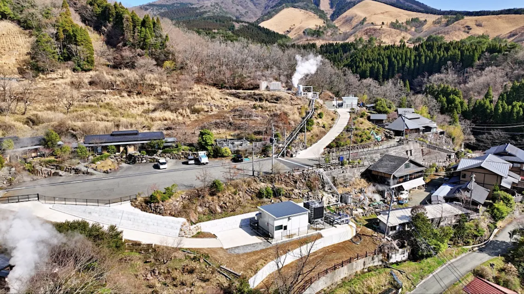 Planta geotérmica Sansui (Yamusai), prefectura de Kumamoto, Japón (fuente: Baseload Power Japan)