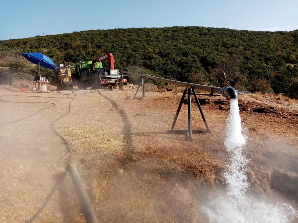 Geothermal well taps 80 °C water at Sidirokastro, Greece
