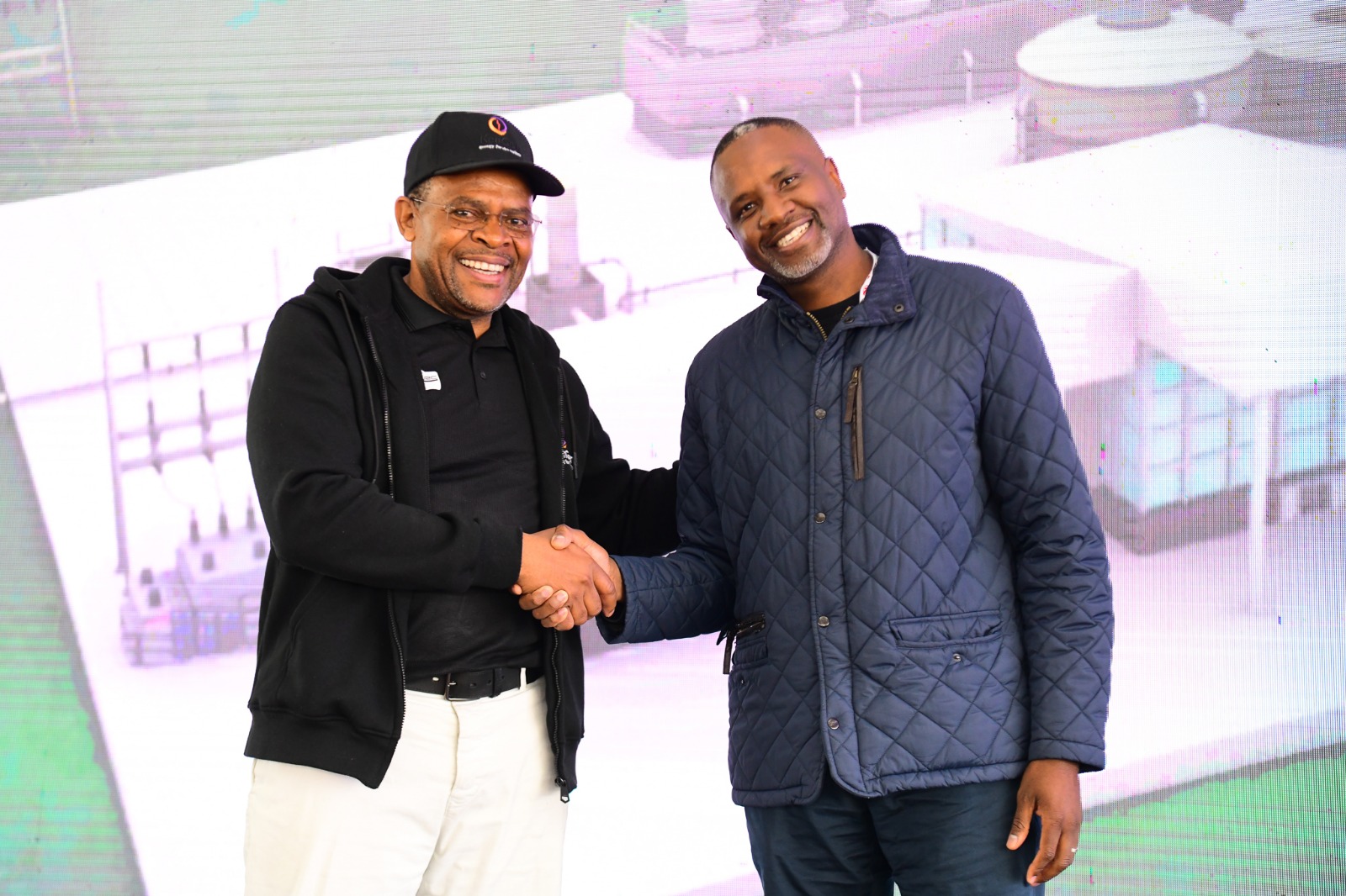 Se establecerá una planta de producción de acero en un parque de energía verde con energía geotérmica en Kenia.