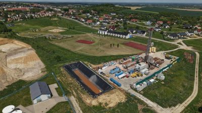 Geothermal resource found at depth in Trzebnica, Poland after drilling